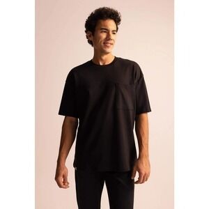 UGG Men's Round Neck Short Sleeve Size XL Casual Oversized T-Shirt